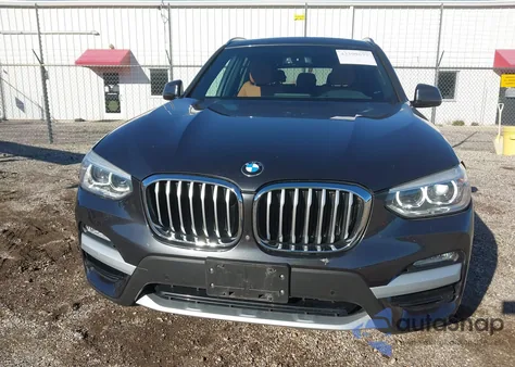 2018 BMW X3 xDrive30I z USA, uszkodzony, nr VIN 5UXTR9C59JLD74672